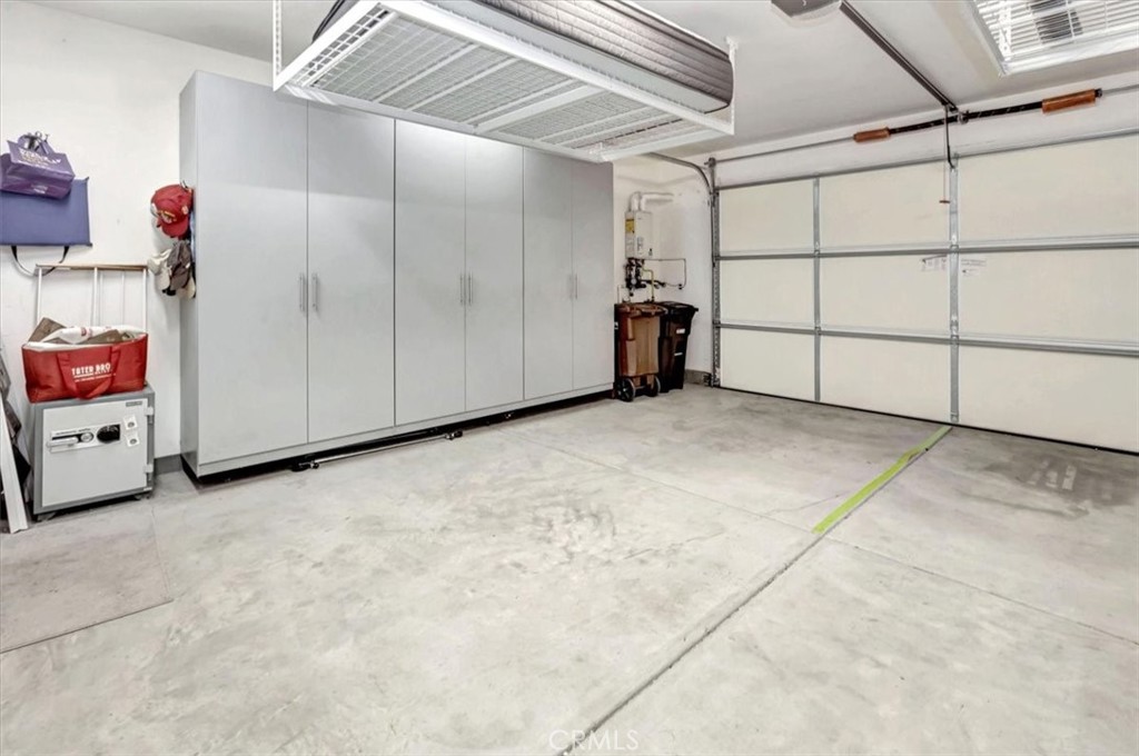 24 Buscar Property Photo 17