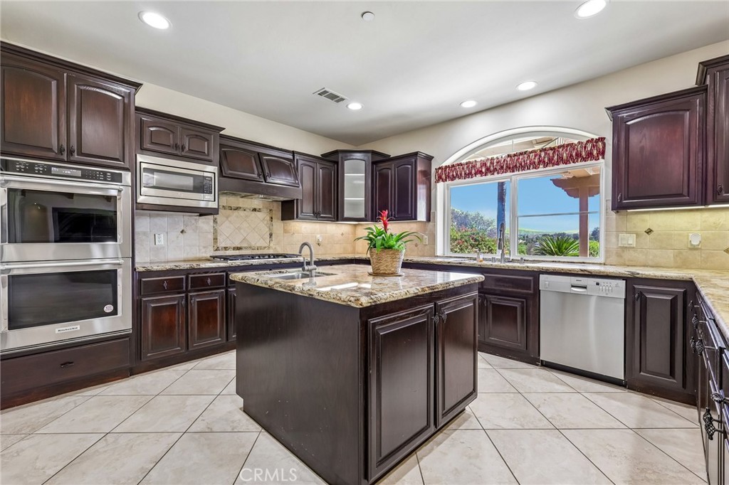 3676 Alta Vista Property Photo 15