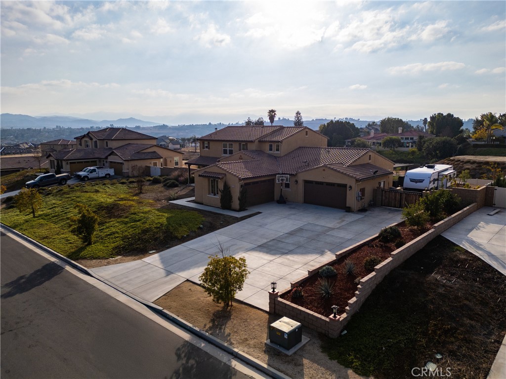16909 Suttles Drive Property Photo 1
