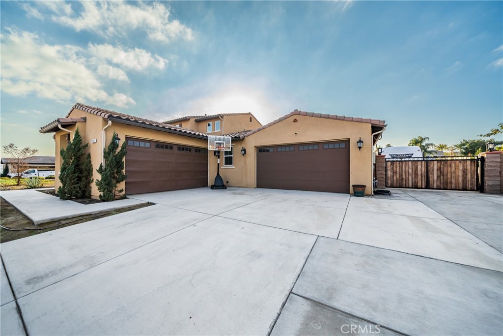 16909 Suttles Drive Property Photo 5