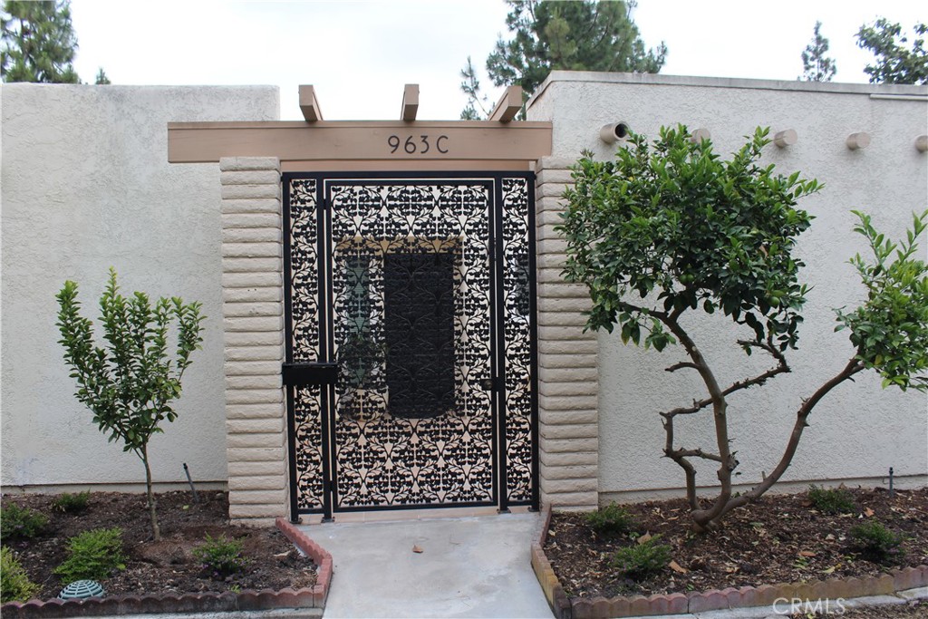 963 Calle Aragon C Property Photo 1