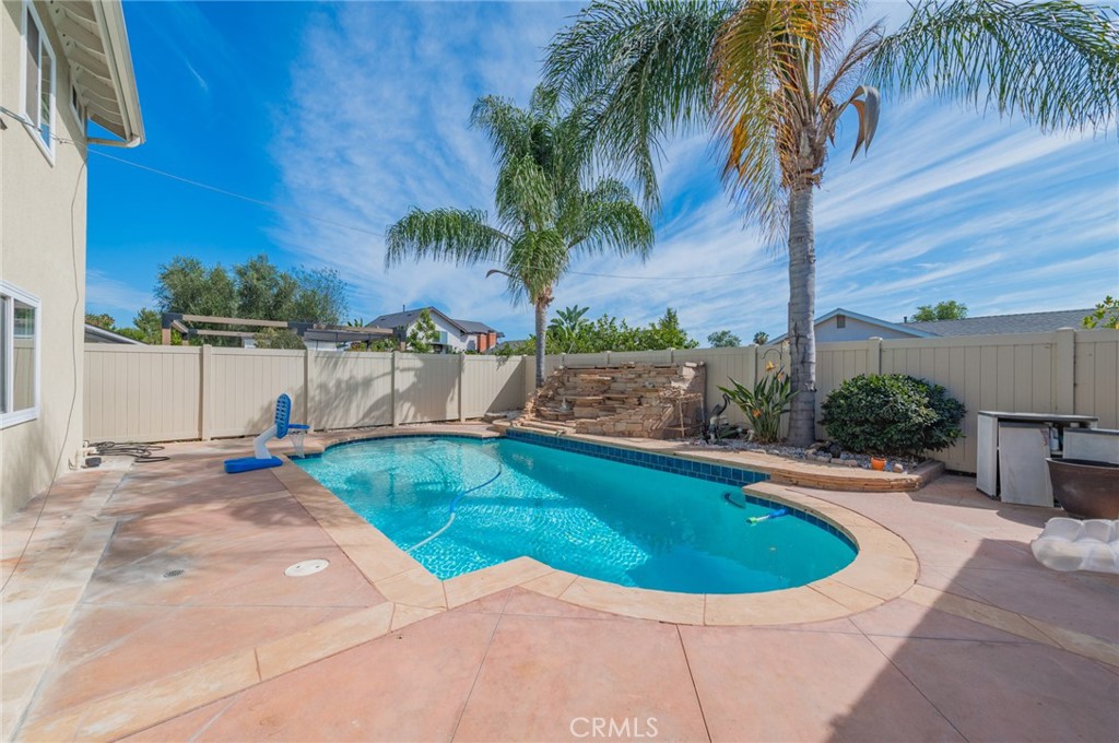 24462 Redlen Property Photo 35