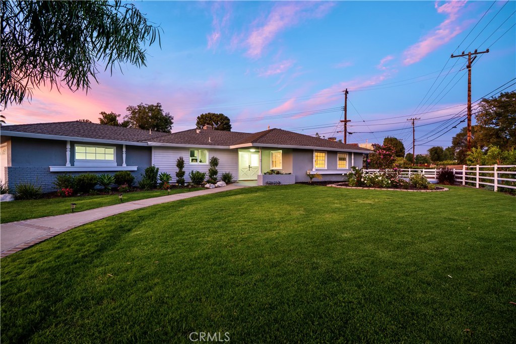18211 Fairhaven Property Photo 1