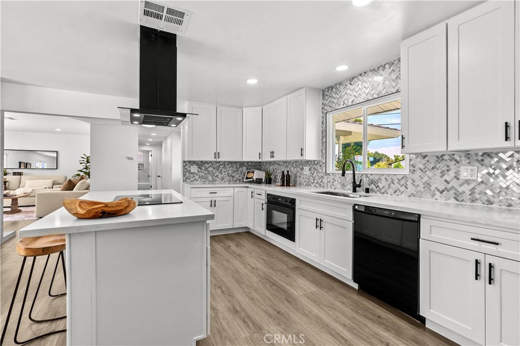 18211 Fairhaven Property Photo 17