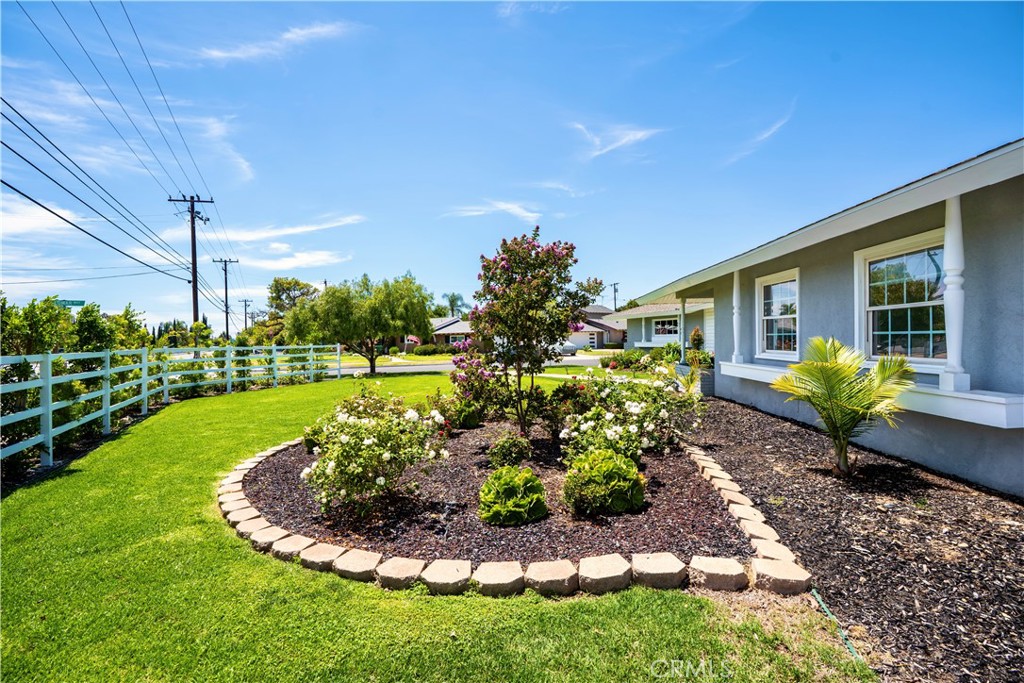 18211 Fairhaven Property Photo 24