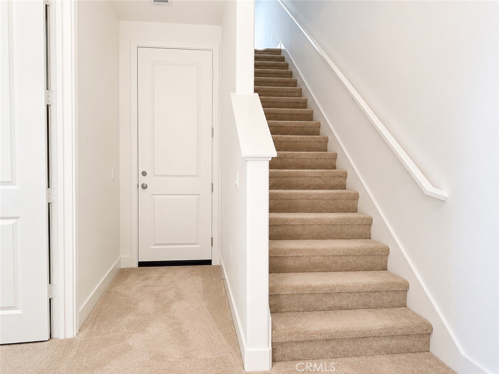 713 Sonia Property Photo 2
