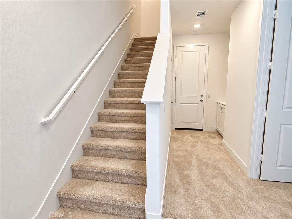 709 Sonia Property Photo 2