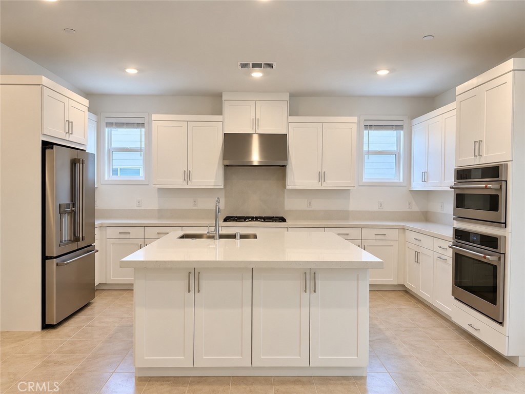 709 Sonia Property Photo 6