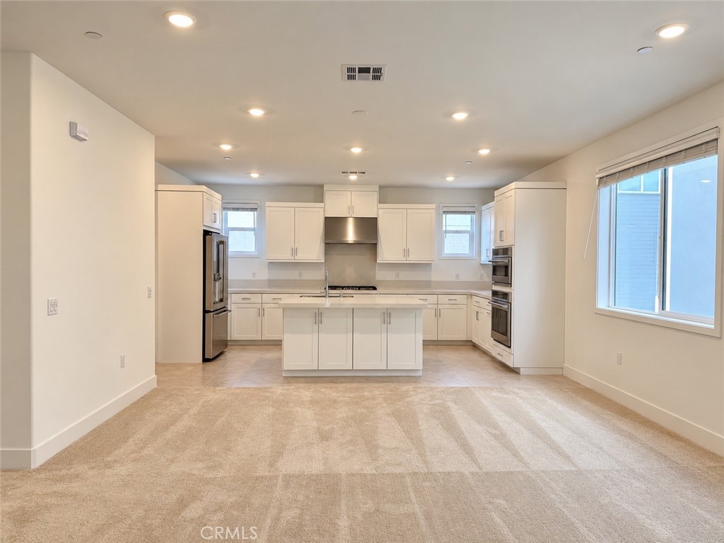 709 Sonia Property Photo 8