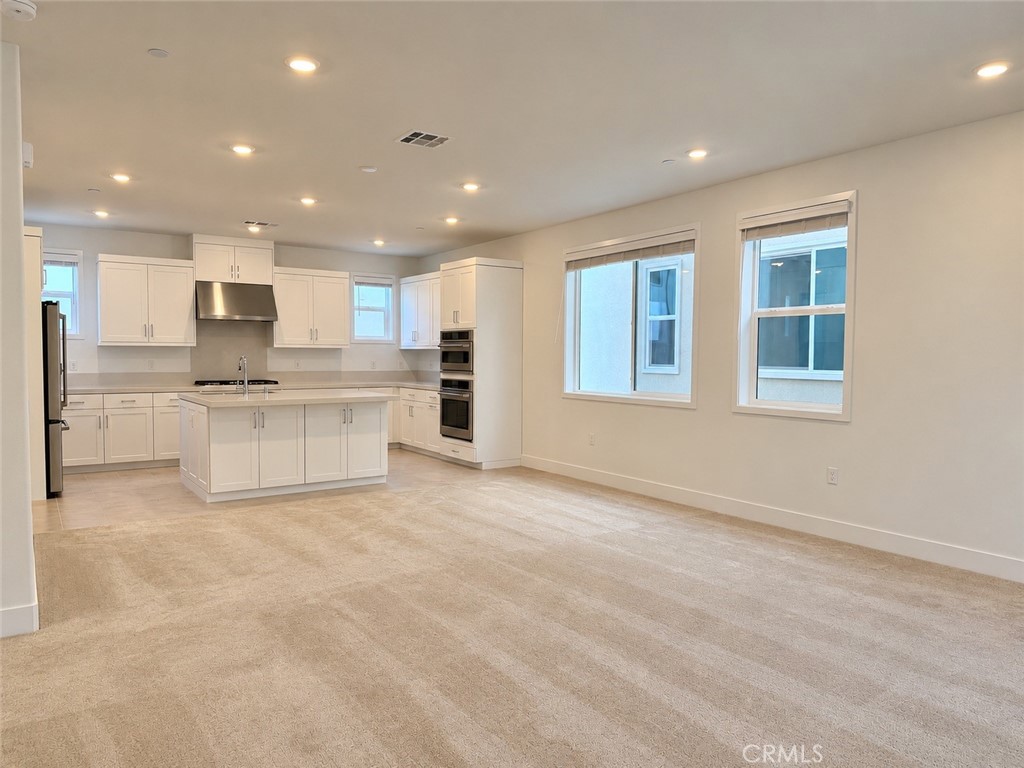709 Sonia Property Photo 9