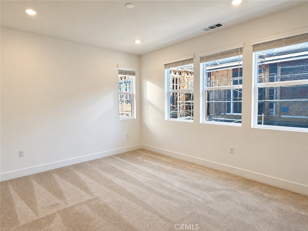 709 Sonia Property Photo 14