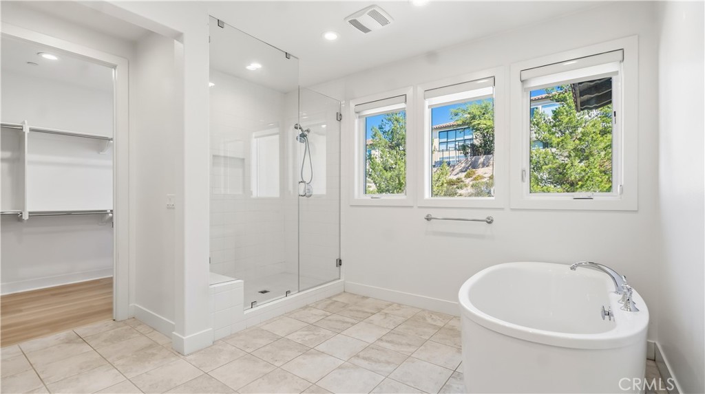 12000 Mirabel Property Photo 29
