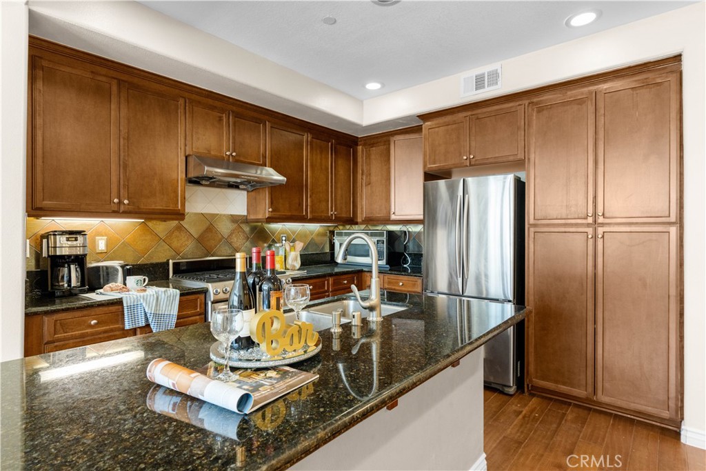80 Full Moon Property Photo 2