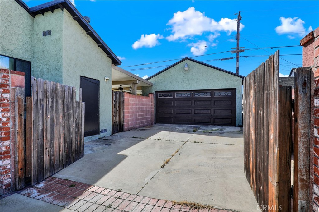 8014 Calendula Property Photo 25