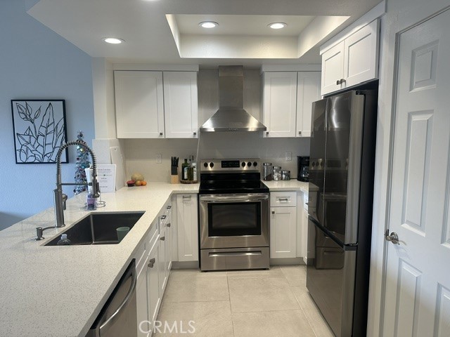 49073 Mariposa Property Photo 1