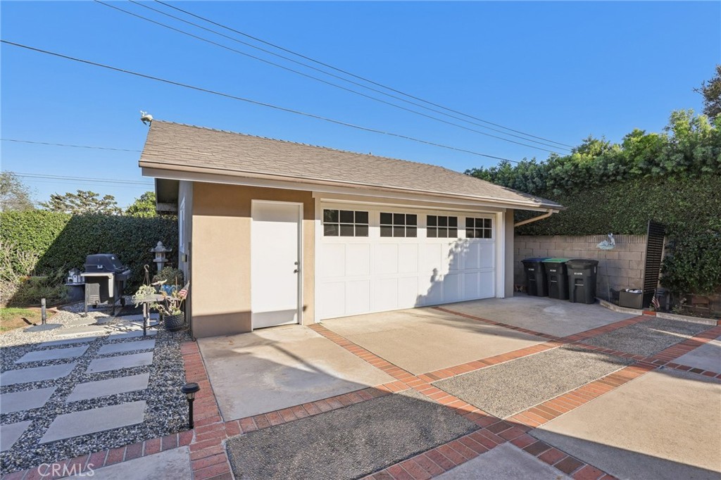 14242 Acacia Property Photo 31