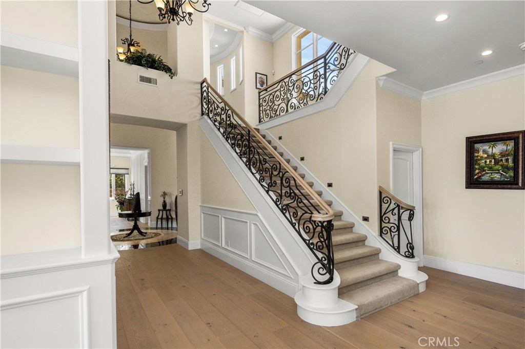 6 Pinnacle Property Photo 12