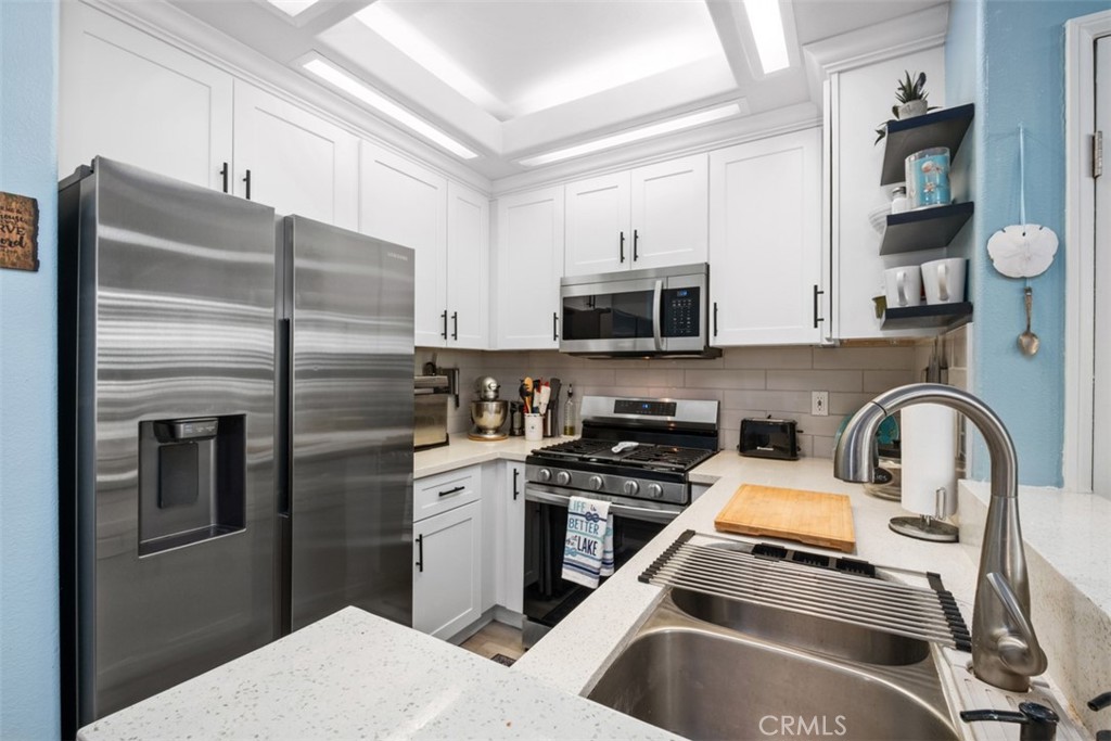 18 Montana Del Lago Property Photo 10