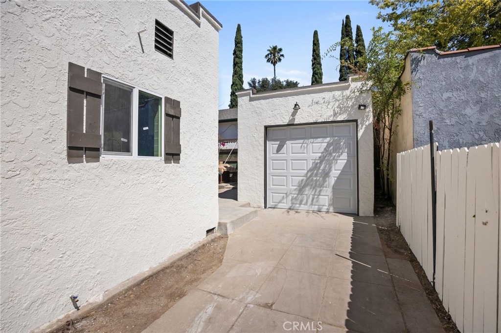 1379 E Elizabeth Street Property Photo 19