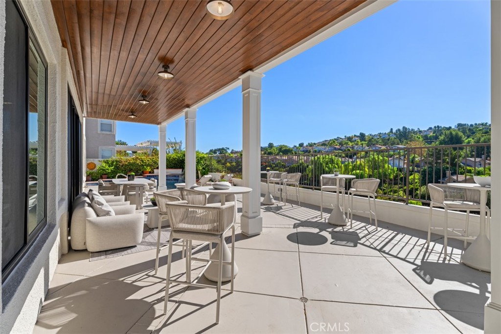 7572 E Endemont Court Property Photo 17