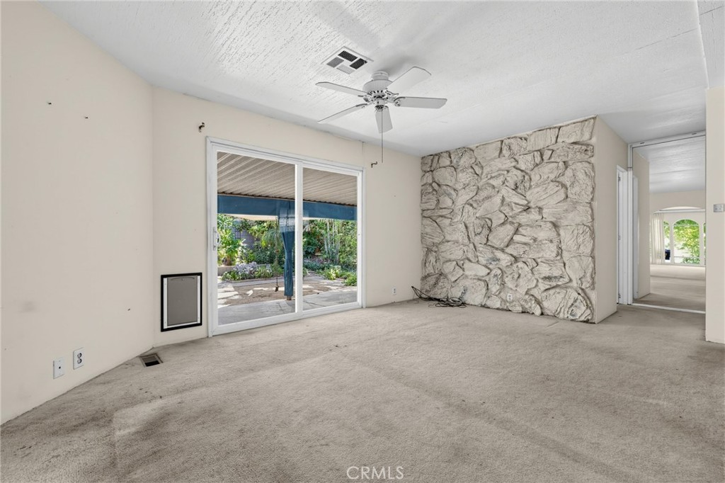 7 Club Circle Drive Property Photo 10