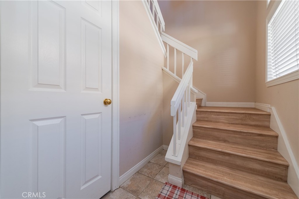 60 Magellan Aisle Property Photo 3