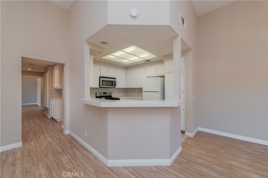 60 Magellan Aisle Property Photo 10