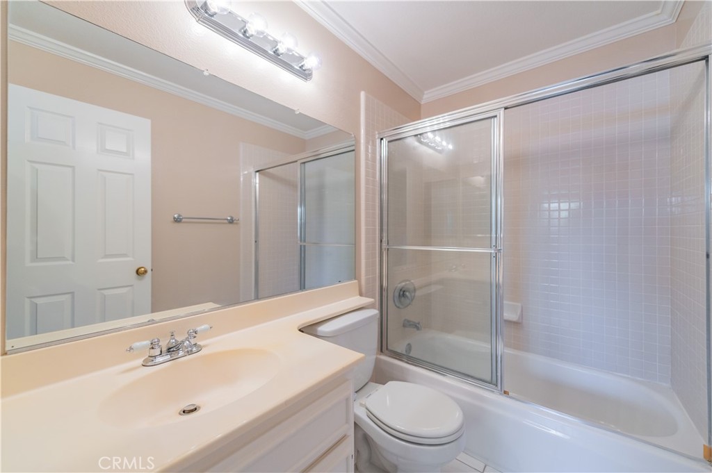 60 Magellan Aisle Property Photo 24