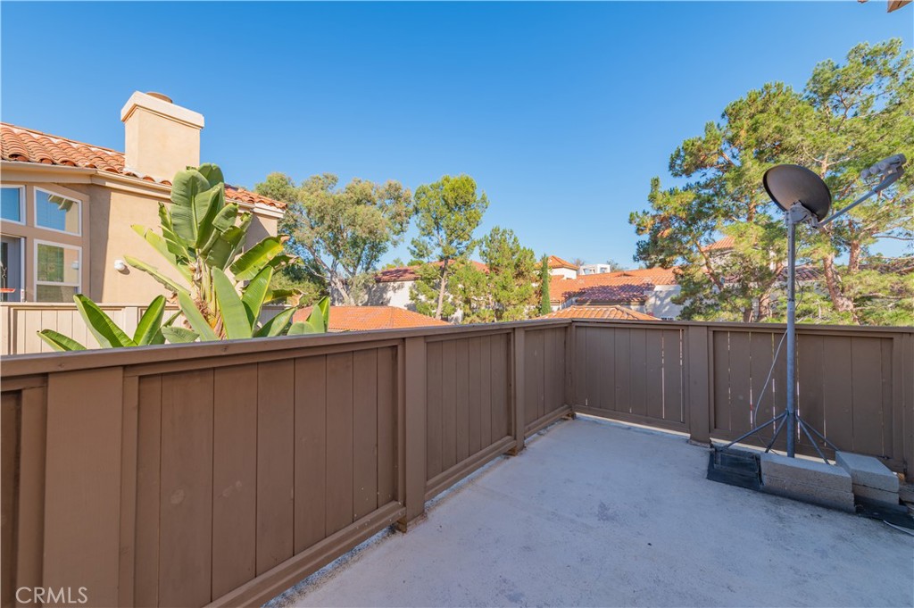 60 Magellan Aisle Property Photo 26