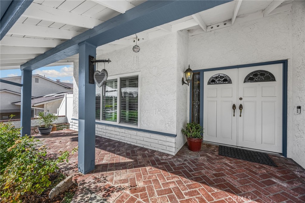 1811 Ravencrest Property Photo 3