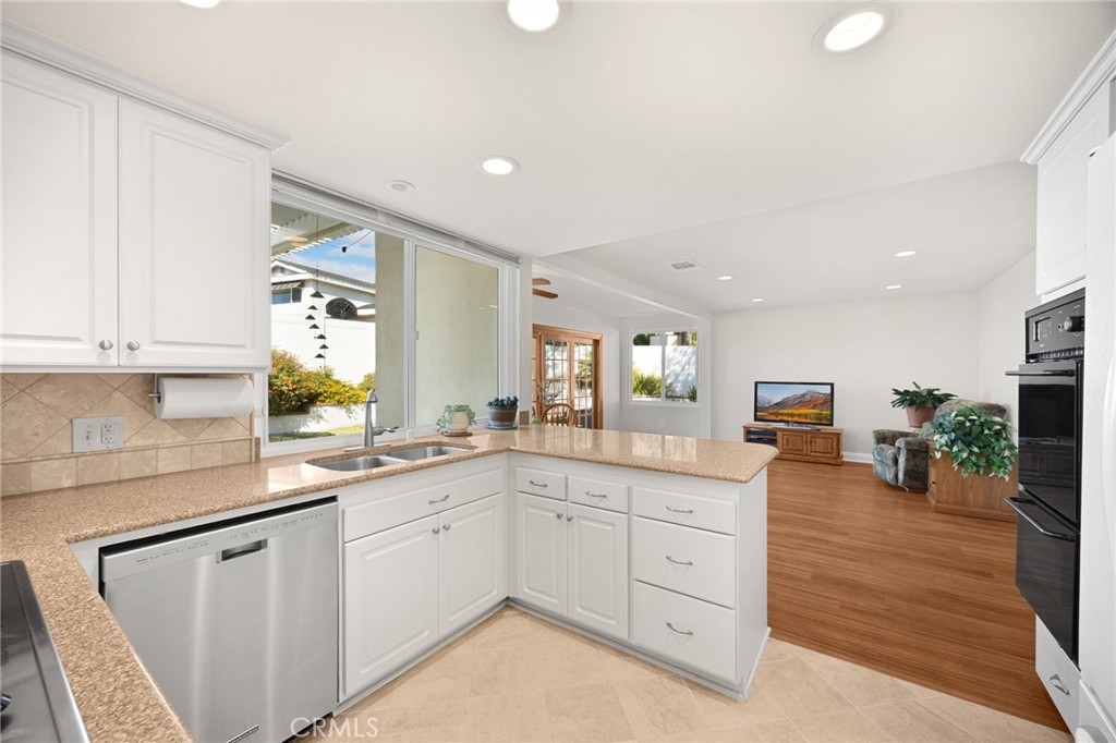 1811 Ravencrest Property Photo 11