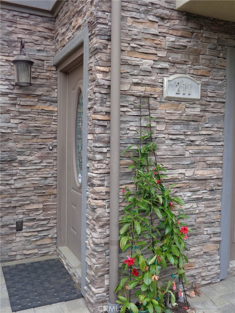 211 7th Street Property Photo 5