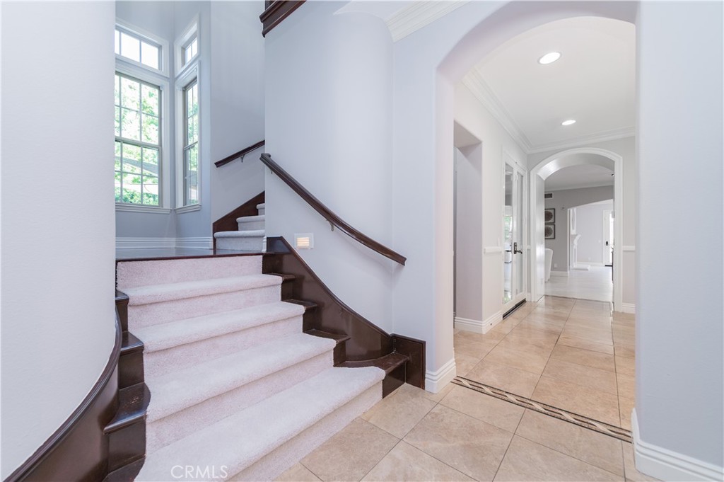 32 Grassland Property Photo 11