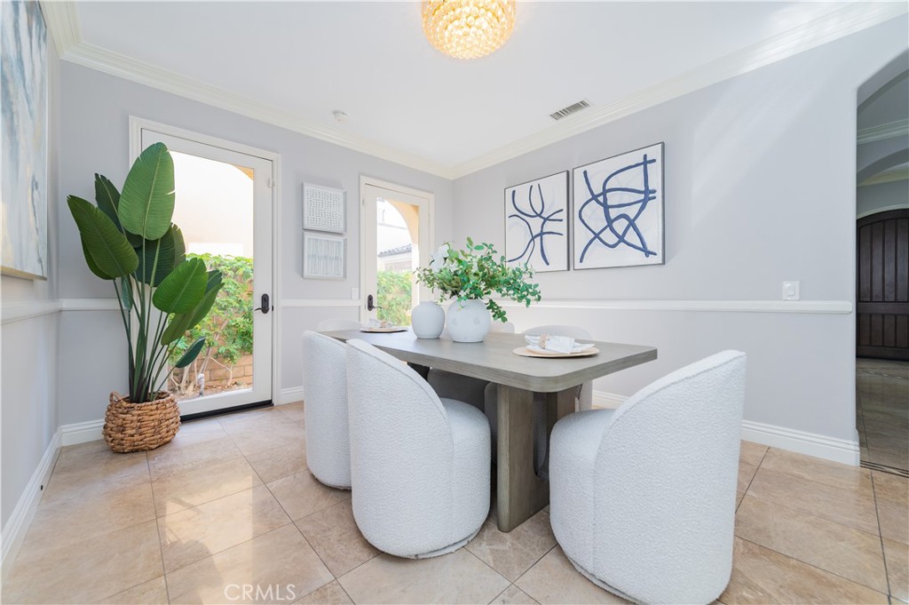 32 Grassland Property Photo 15