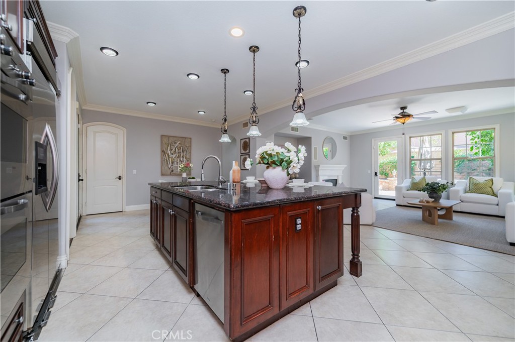 32 Grassland Property Photo 24