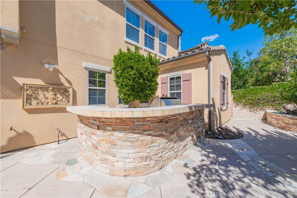 32 Grassland Property Photo 32