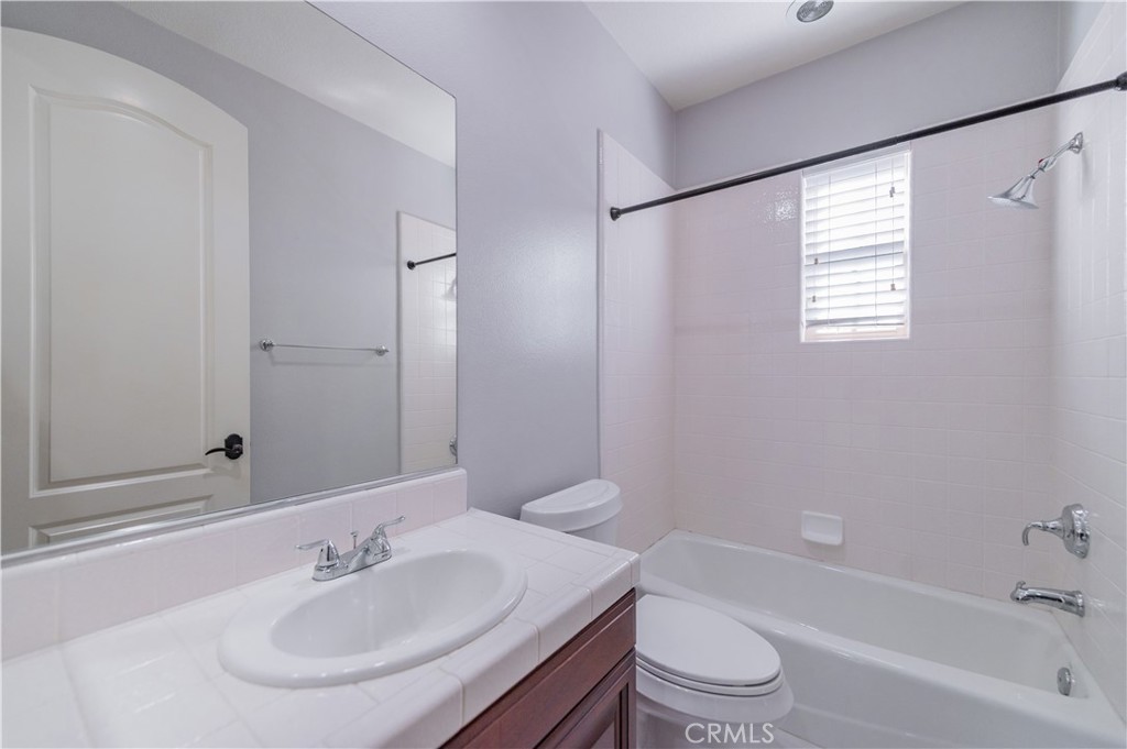 32 Grassland Property Photo 44