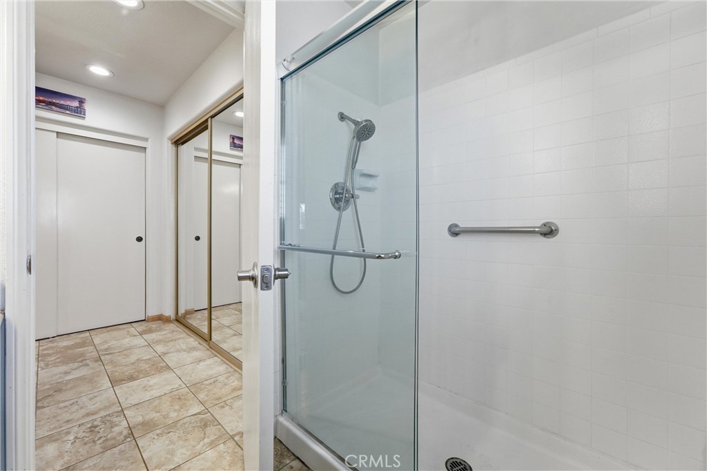 5872 Meadowbrook Drive Property Photo 48