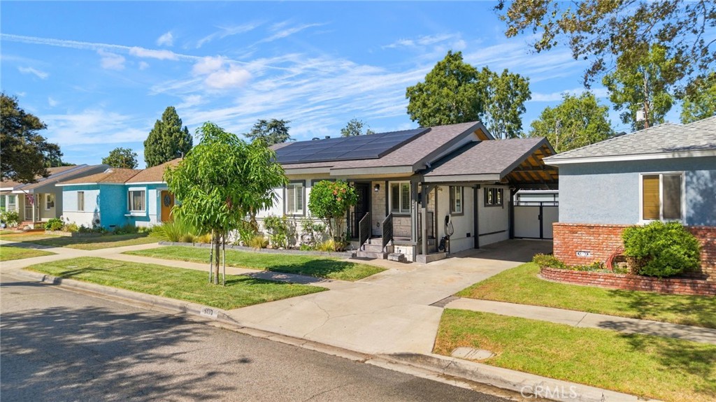 5133 Hedda St Property Photo 1