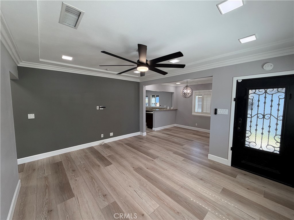 5133 Hedda St Property Photo 5