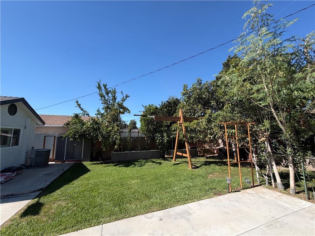 5133 Hedda St Property Photo 59