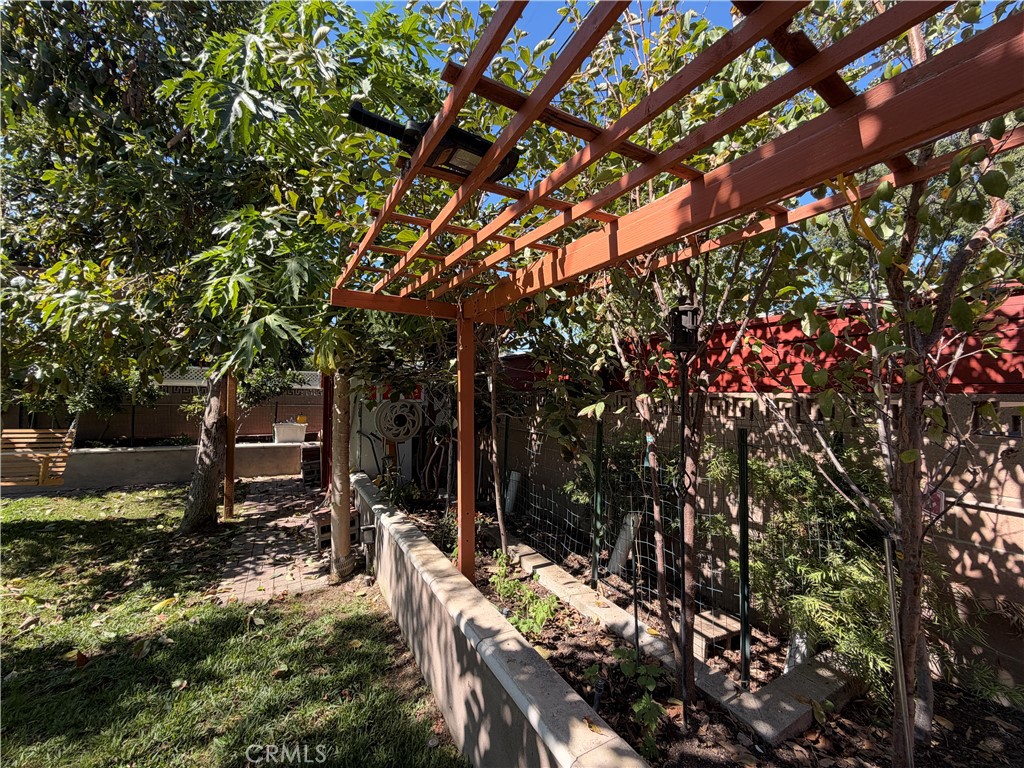 5133 Hedda St Property Photo 68