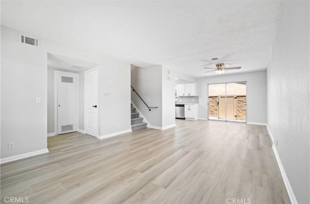9867 Continental Property Photo 2