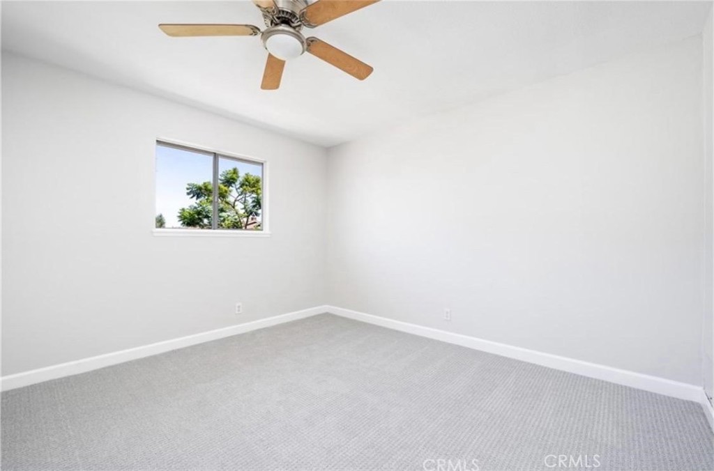 9867 Continental Property Photo 19