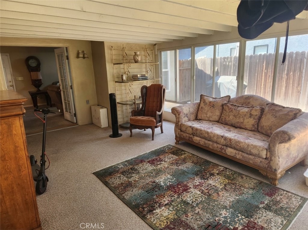 6358 N Forestiere Property Photo 9