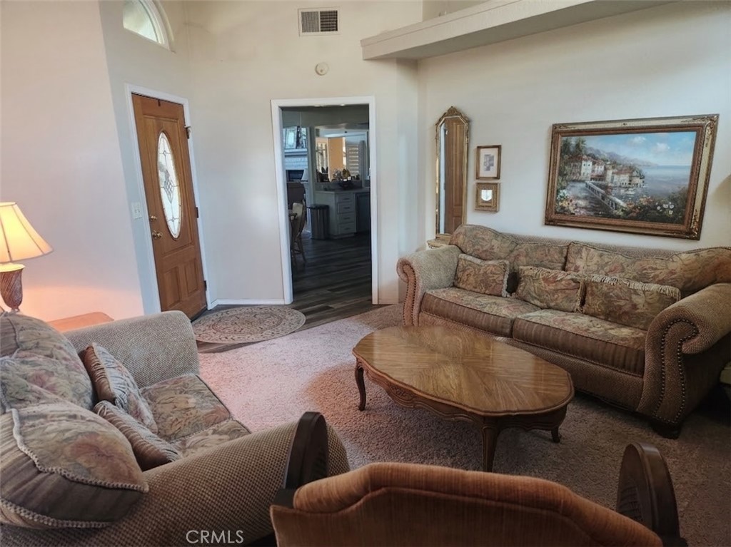 6358 N Forestiere Property Photo 13