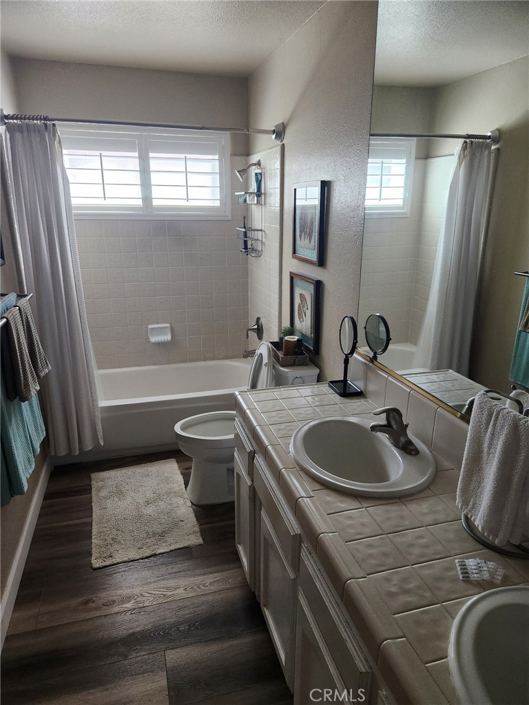 6358 N Forestiere Property Photo 16