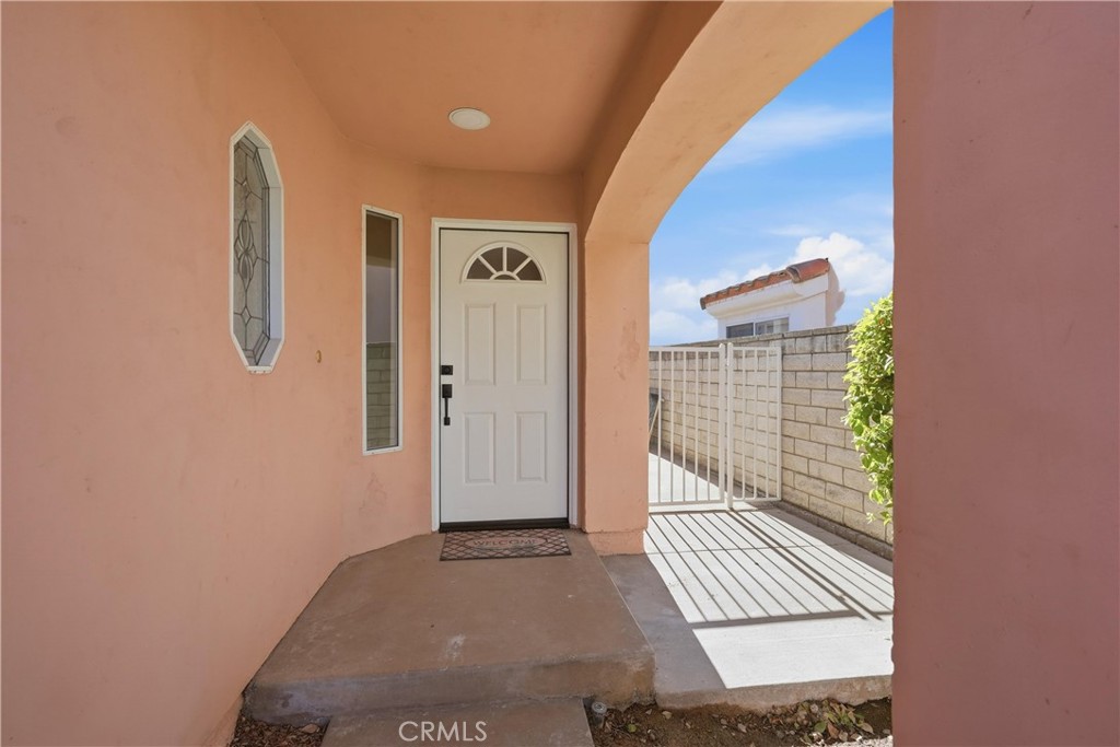 25810 Browning Place Property Photo 3