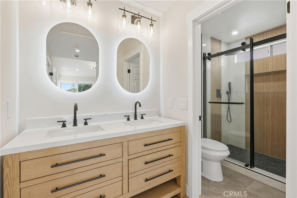25810 Browning Place Property Photo 25