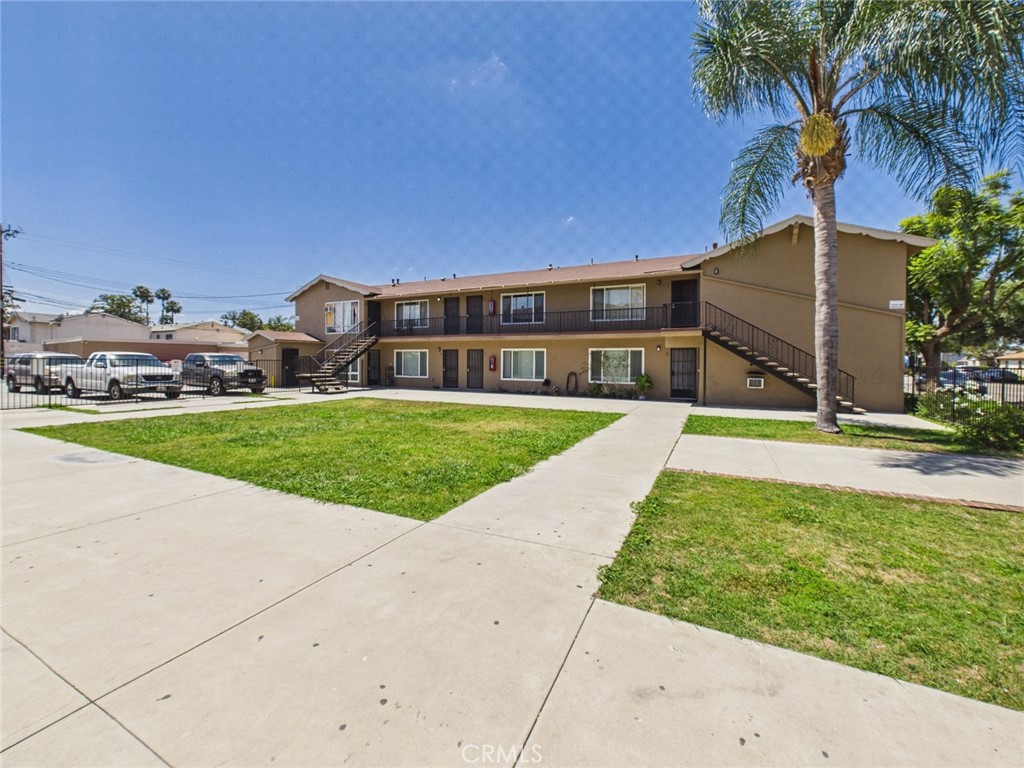 2312 Commonwealth Property Photo 6